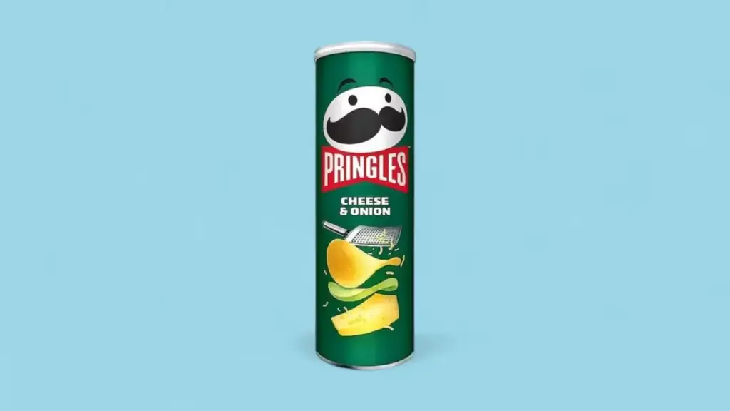 Pringles Cheese & Onion